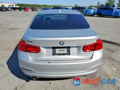 Zdjęcie 6 z 12 samochodu: 2018 BMW 320 I VIN:WBA8A9C50JAH14606 - miniatura