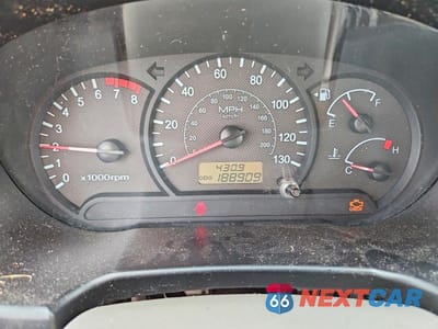Zdjęcie 9 z 12 samochodu: 2005 HYUNDAI ACCENT GL VIN:KMHCG45C35U585400 - miniatura