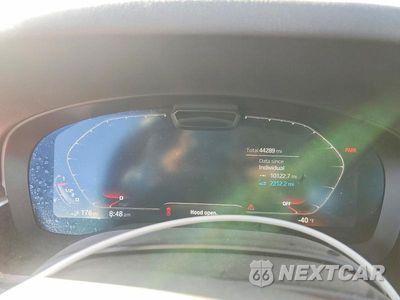 Zdjęcie 9 z 12 samochodu: 2023 BMW 530E VIN:WBA13AG01PCL44742 - miniatura