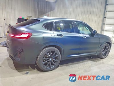 Trzecie zdjęcie samochodu z tyłu: 2023 BMW X4 M40I VIN:5UX43DT01P9P95267 - miniatura
