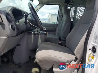 Zdjęcie 7 z 13 samochodu: 2011 FORD ECONOLINE E250 VAN VIN:1FTNE2EW0BDA76698 - miniatura