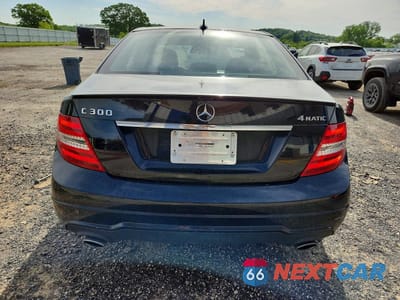 Zdjęcie 6 z 12 samochodu: 2012 MERCEDES-BENZ C 300 4MATIC VIN:WDDGF8BB9CR234041 - miniatura