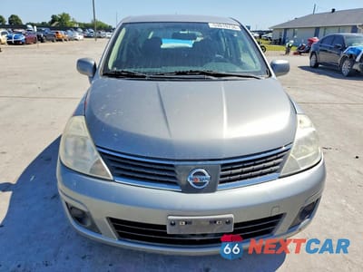 Piąte zdjęcie samochodu w środku: 2009 NISSAN VERSA 1.8 S VIN:3N1BC13E19L371331 - miniatura