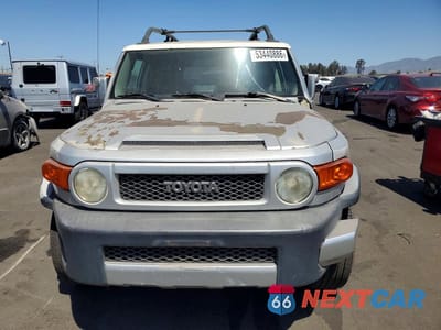 Piąte zdjęcie samochodu w środku: 2007 TOYOTA FJ CRUISER BASE VIN:JTEZU11FX70012120 - miniatura