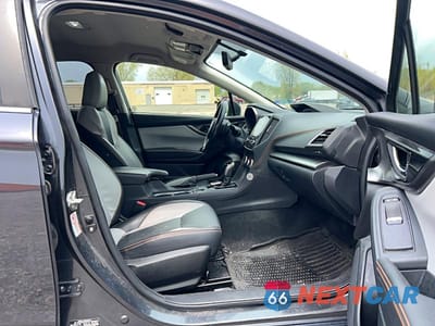Piąte zdjęcie samochodu w środku: 2018 SUBARU CROSSTREK LIMITED VIN:JF2GTAJC6JH259732 - miniatura