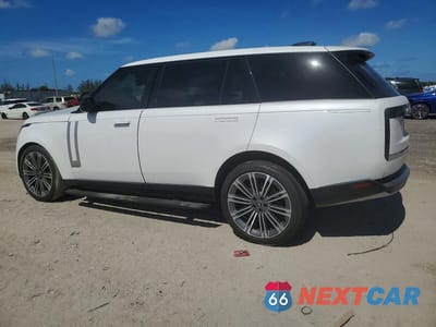 Drugie zdjęcie samochodu z przodu: 2025 LAND ROVER RANGE ROVER AUTOBIOGRAPHY VIN:SALK1BE94SA322963 - miniatura