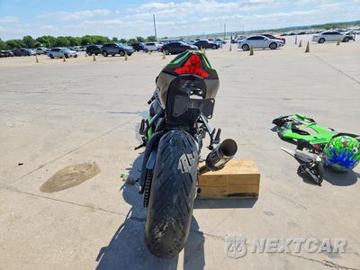 Czwarte zdjęcie samochodu z boku: 2020 KAWASAKI ZX1002 VIN:JKBZXVE11LA004743 - miniatura