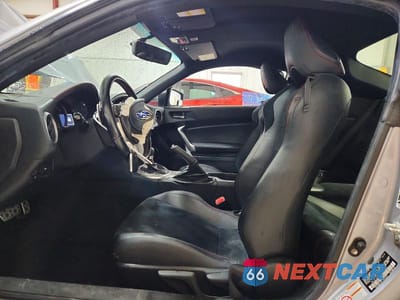 Zdjęcie 7 z 13 samochodu: 2018 SUBARU BRZ 2.0 LIMITED VIN:JF1ZCAC1XJ8601403 - miniatura
