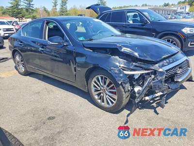 Czwarte zdjęcie samochodu z boku: 2019 INFINITI Q50 3.0T LUXE VIN:JN1EV7AR7KM558620 - miniatura