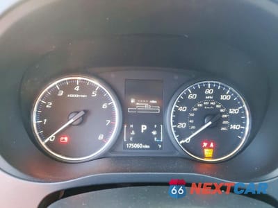Zdjęcie 9 z 13 samochodu: 2018 MITSUBISHI OUTLANDER VIN:JA4AZ3A38JZ015731 - miniatura