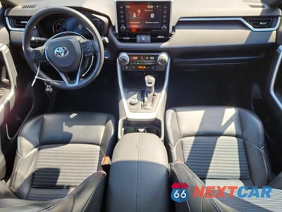 Zdjęcie 8 z 13 samochodu: 2019 TOYOTA RAV4 HYBRID XLE VIN:2T3RWRFV3KW046241 - miniatura