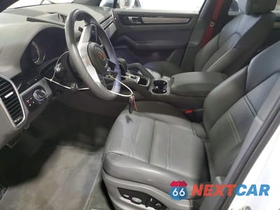 Zdjęcie 7 z 12 samochodu: 2023 PORSCHE CAYENNE S VIN:WP1AB2AY1PDA14554 - miniatura