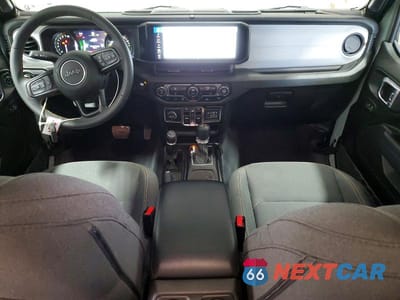 Zdjęcie 8 z 13 samochodu: 2024 JEEP WRANGLER 4XE VIN:1C4RJXN69RW316551 - miniatura
