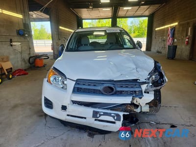 Piąte zdjęcie samochodu w środku: 2012 TOYOTA RAV4 BASE VIN:2T3BF4DV9CW178591 - miniatura
