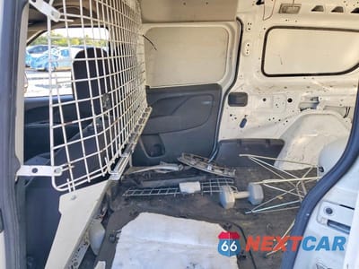 Zdjęcie 11 z 13 samochodu: 2016 RAM PROMASTER CITY SLT VIN:ZFBERFBT1G6B50069 - miniatura