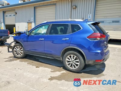 Drugie zdjęcie samochodu z przodu: 2020 NISSAN ROGUE SV VIN:KNMAT2MT7LP500213 - miniatura
