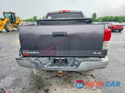 Zdjęcie 6 z 12 samochodu: 2013 TOYOTA TUNDRA CREWMAX SR5 VIN:5TFDY5F16DX306513 - miniatura