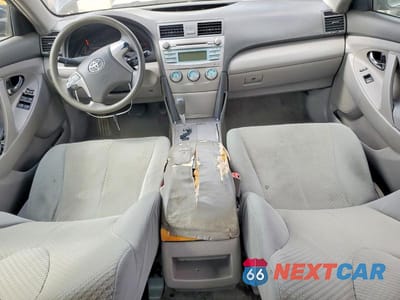 Zdjęcie 8 z 12 samochodu: 2007 TOYOTA CAMRY LE VIN:4T1BE46K87U687334 - miniatura
