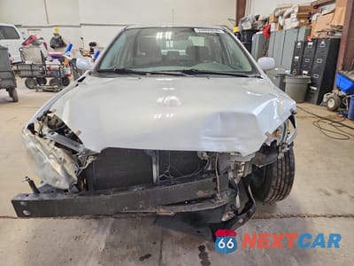 Piąte zdjęcie samochodu w środku: 2008 TOYOTA COROLLA CE VIN:2T1BR32E88C868516 - miniatura