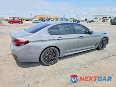 Trzecie zdjęcie samochodu z tyłu: 2022 BMW 540 I VIN:WBA53BJ00NWX58557 - miniatura