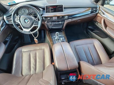 Zdjęcie 8 z 13 samochodu: 2018 BMW X5 XDRIVE35I VIN:5UXKR0C50JL076628 - miniatura