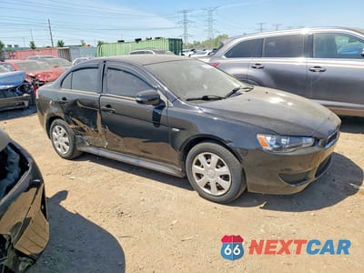Czwarte zdjęcie samochodu z boku: 2015 MITSUBISHI LANCER ES VIN:JA32U2FU9FU020640 - miniatura