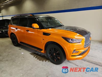 Czwarte zdjęcie samochodu z boku: 2019 INFINITI QX80 LUXE VIN:JN8AZ2NE9K9233761 - miniatura