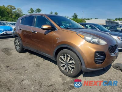 Czwarte zdjęcie samochodu z boku: 2018 KIA SPORTAGE EX VIN:KNDPNCACXJ7373663 - miniatura