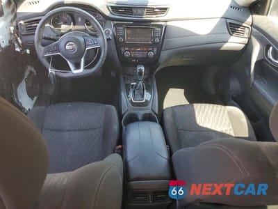 Zdjęcie 8 z 13 samochodu: 2019 NISSAN ROGUE SV VIN:5N1AT2MV4KC840289 - miniatura