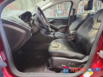 Zdjęcie 7 z 13 samochodu: 2015 FORD FOCUS SE VIN:1FADP3K28FL346971 - miniatura