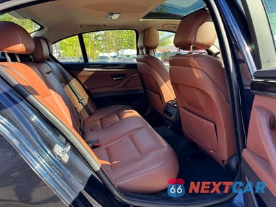 Zdjęcie 7 z 13 samochodu: 2014 BMW 528 XI VIN:WBA5A7C55ED619466 - miniatura