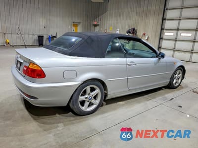 Trzecie zdjęcie samochodu z tyłu: 2004 BMW 325 CI VIN:WBABW33404PL32716 - miniatura