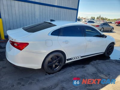 Trzecie zdjęcie samochodu z tyłu: 2016 CHEVROLET MALIBU LS VIN:1G1ZB5ST5GF346003 - miniatura