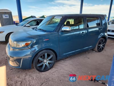 2008 TOYOTA SCION XB JTLKE50E581002663 - główne zdjęcie licytacji z USA - miniatura