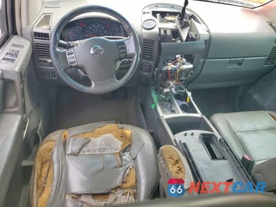 Zdjęcie 8 z 13 samochodu: 2005 NISSAN ARMADA SE VIN:5N1AA08A85N728668 - miniatura