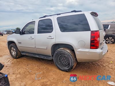 Drugie zdjęcie samochodu z przodu: 2013 CHEVROLET TAHOE C1500 LT VIN:1GNSCBE02DR315945 - miniatura