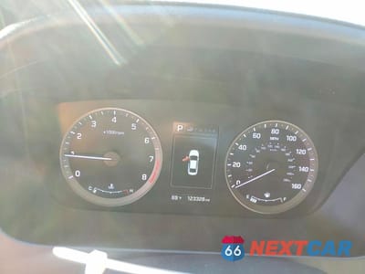 Zdjęcie 9 z 12 samochodu: 2016 HYUNDAI SONATA LIMITED VIN:5NPE34AF3GH414023 - miniatura