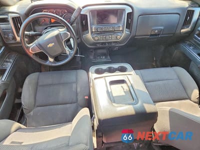 Zdjęcie 8 z 12 samochodu: 2018 CHEVROLET SILVERADO C1500 LT VIN:3GCPCREC4JG148999 - miniatura