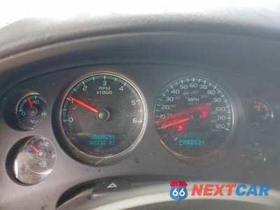 Zdjęcie 9 z 13 samochodu: 2008 GMC YUKON VIN:1GKFC13008R225050 - miniatura