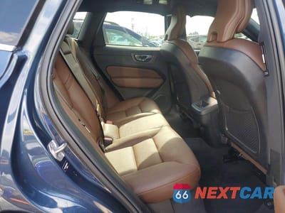 Zdjęcie 10 z 12 samochodu: 2022 VOLVO XC60 B5 MOMENTUM VIN:YV4L12DK4N1946750 - miniatura
