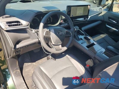 Zdjęcie 8 z 12 samochodu: 2026 TOYOTA SIENNA PLATINUM 7-PASSENGER VIN:5TDESKFC9TS239674 - miniatura