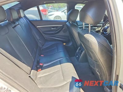 Zdjęcie 10 z 12 samochodu: 2016 BMW 328 XI SULEV VIN:WBA8E3G50GNU03591 - miniatura