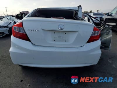 Zdjęcie 6 z 12 samochodu: 2012 HONDA CIVIC LX VIN:19XFB2F5XCE369723 - miniatura
