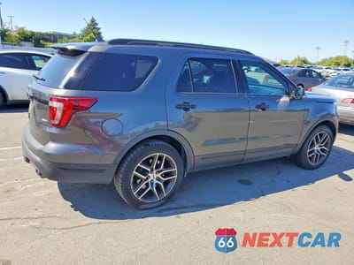 Trzecie zdjęcie samochodu z tyłu: 2019 FORD EXPLORER SPORT VIN:1FM5K8GT8KGB42875 - miniatura