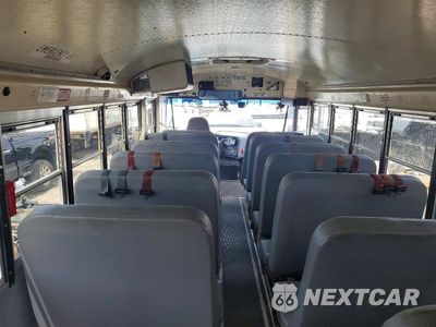 Zdjęcie 9 z 10 samochodu: 2014 IC CORPORATION CE SERIES SCHOOL - SCHOOL BUS VIN:4DRBUAAN1EB780661 - miniatura