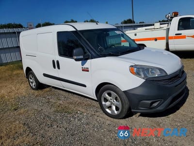Czwarte zdjęcie samochodu z boku: 2015 RAM PROMASTER CITY SLT VIN:ZFBERFBT6F6955299 - miniatura