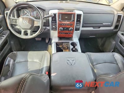 Zdjęcie 8 z 13 samochodu: 2012 DODGE RAM 2500 LARAMIE VIN:3C6TD5KT4CG336263 - miniatura