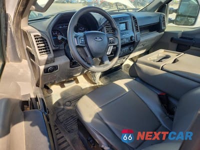 Zdjęcie 8 z 13 samochodu: 2022 FORD F250 SUPER DUTY VIN:1FTBF2A69NEG26260 - miniatura