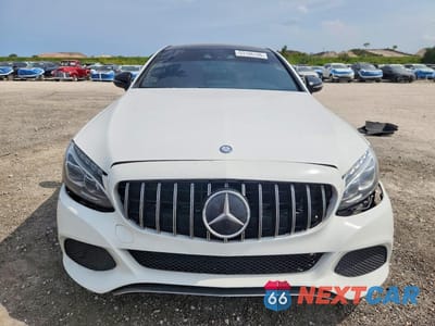 Piąte zdjęcie samochodu w środku: 2017 MERCEDES-BENZ C 300 4MATIC VIN:WDDWJ4KB6HF400091 - miniatura