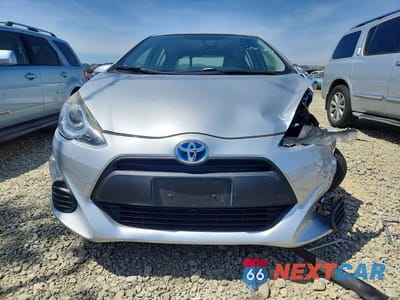 Piąte zdjęcie samochodu w środku: 2016 TOYOTA PRIUS C ONE VIN:JTDKDTB33G1590592 - miniatura